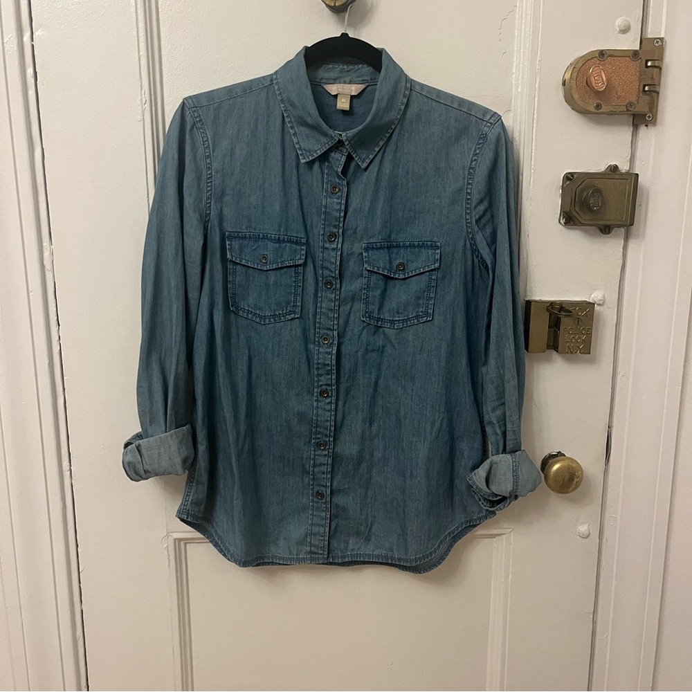 Banana Republic Denim Shirt - M